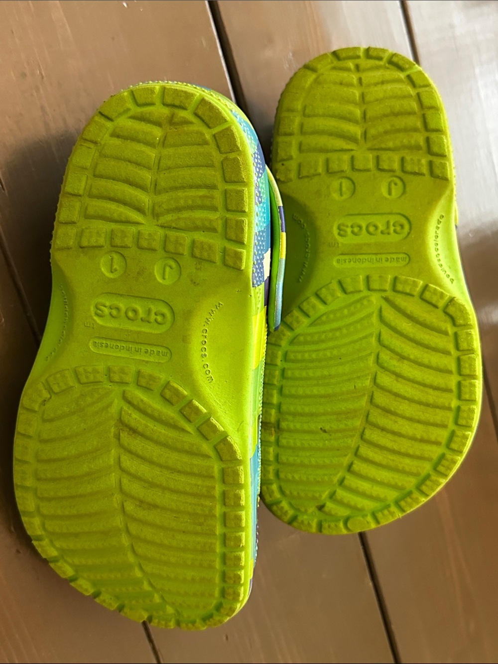 Crocs Kids' Classic Digi Block Clogs - Green Slime / Multi colorway - Picture 7 of 7